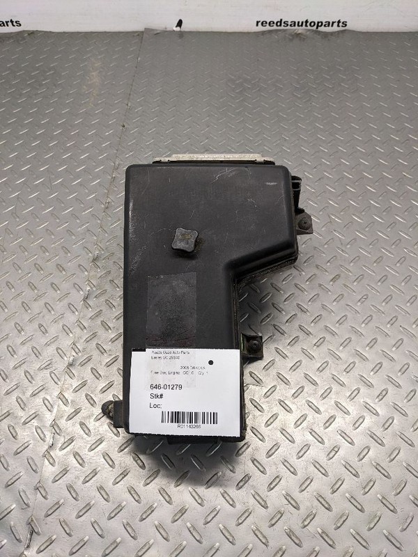 Fuse Box Engine Fits 05-07 DAKOTA 1143266