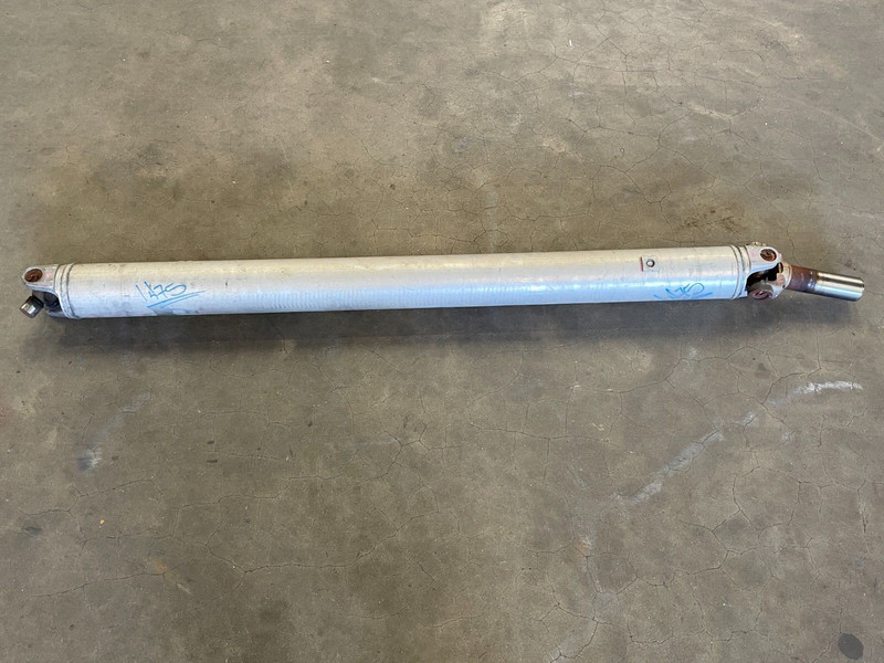 15-20 Cadillac Escalade ESV Rear Driveshaft Drive Shaft Propeller 4X4 1475 OEM