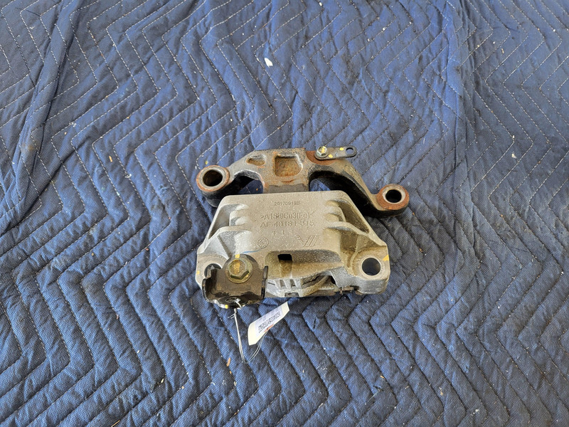 Used Oem Infiniti Left Driver Engine Mount Support Bracket 2019-2025 QX50 2.0L