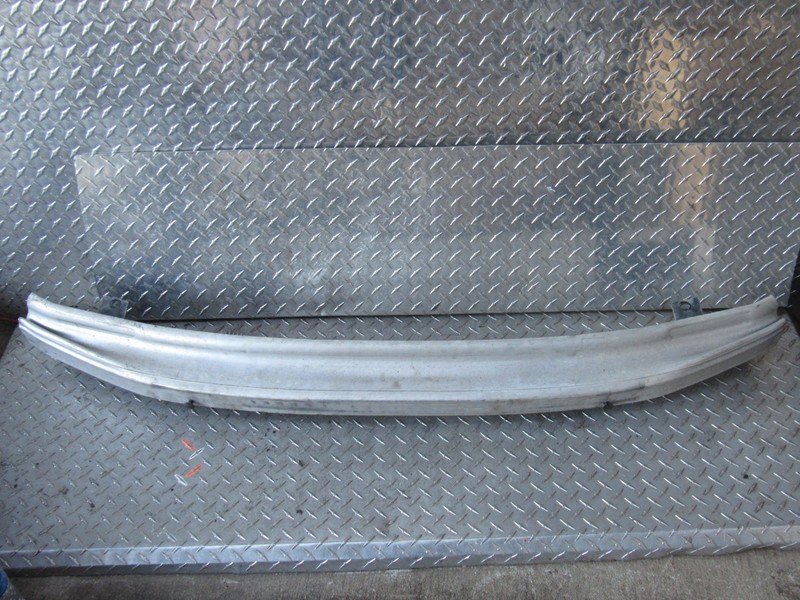 05 06 07 08 PACIFICA FRONT BUMPER REINFORCEMENT BAR 4.0L 6CYL 4DR WGN AT