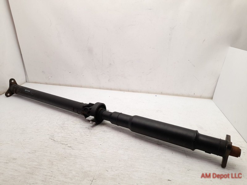 2011 BMW 535i F10 AT AWD xDrive Rear Drive Shaft Driveshaft 26108674205 7589684