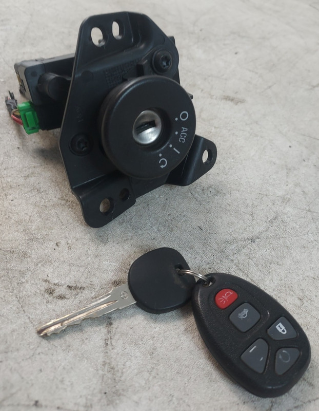 2004-2012 Chevy Malibu Ignition Lock Cylinder Switch w/Key 20980414 OEM