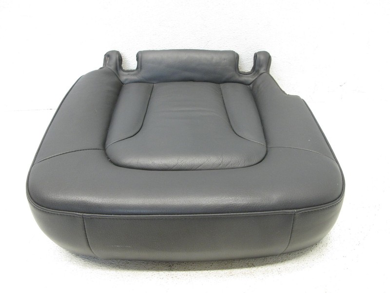 07-15 AUDI 4L Q7 SECOND SEAT 2ND ROW LOWER BOTTOM REAR RIGHT PASSENGER OEM 01302