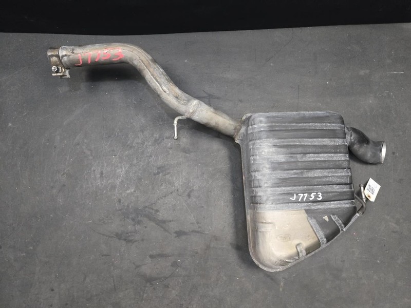 Rear Right Exhaust Muffler 2018 Range Rover Velar J8A2-5K244-DF 2019 2020
