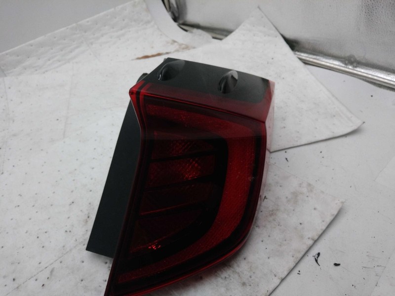 Used Right Tail Light Assembly fits: 2020 Hyundai Sonata US built LED quarter pa