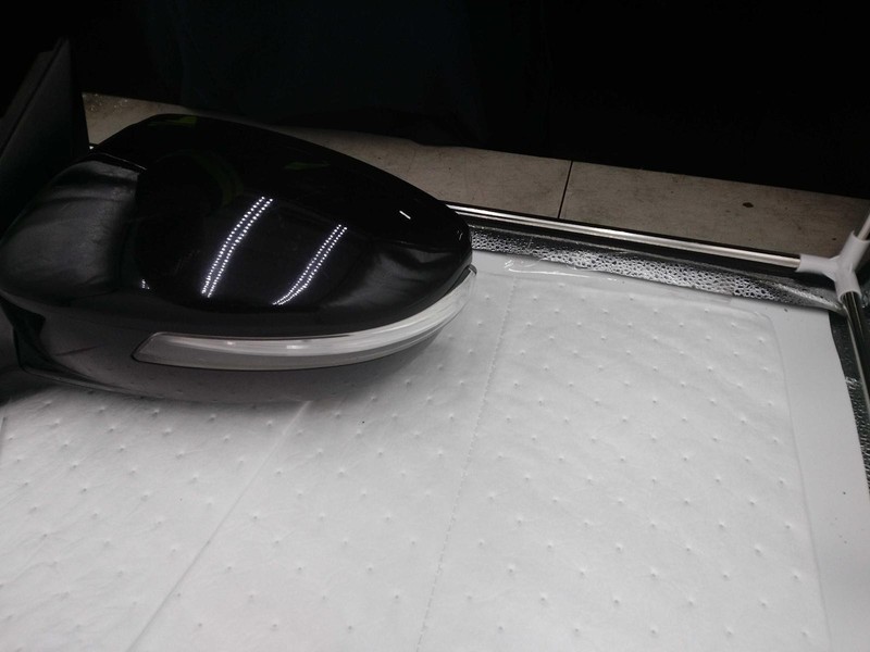 2011 Hyundai Genesis Left Door Mirror Assembly Black Used Light Scuffs