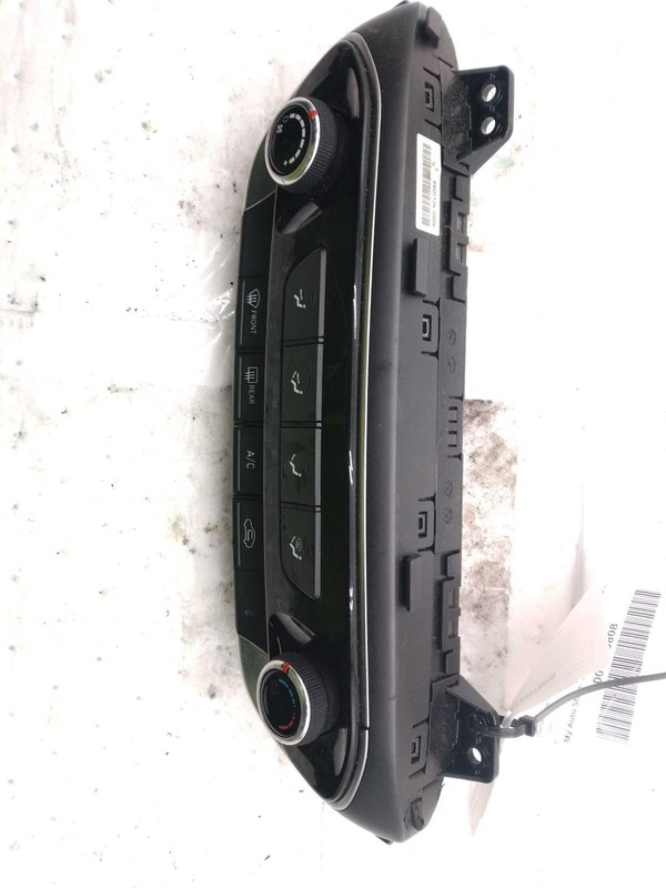 2018 Hyundai Elantra A/C Selector Switch OEM White 97250G3080 113K Miles