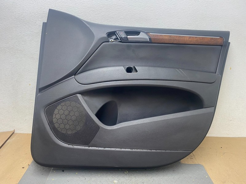 2007 to 2015 Audi Q7 Front Right Passenger Interior Door Panel OEM C7175 PS