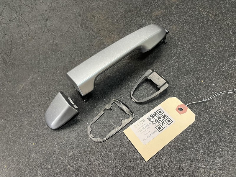Rear Right Door Outside Handle 2022 Subaru Forester 61169-CA000 2019 2020 - 2023