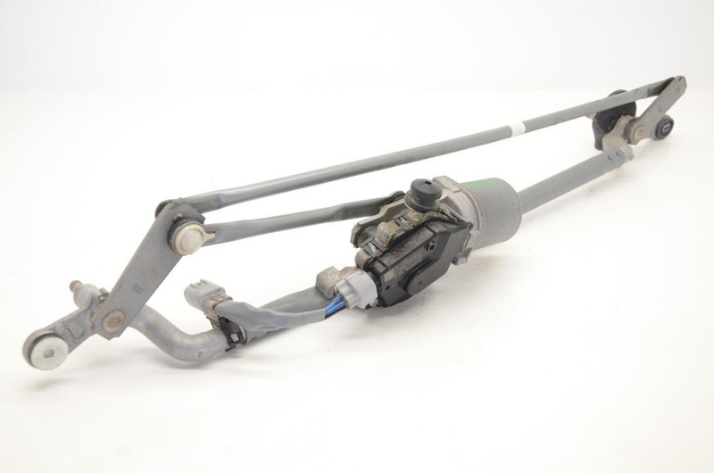 10-23 Toyota 4Runner Windshield Wiper Motor and Transmission Assembly