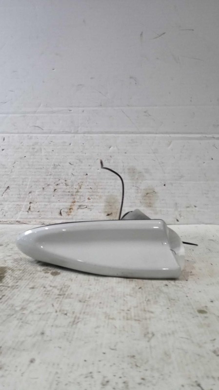 2022 Mitsubishi Outlander Sport Roof Antenna White Used 62000 Miles