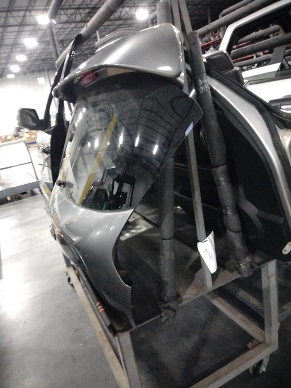 Used Deck Lid fits: 2012 Nissan Juke w/rear view camera rear view monitor Grade