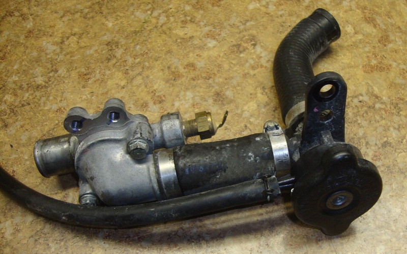 2008 Kawasaki Ninja EX250 EX 250 J EX250J Coolant Radiator Thermostat Cooling 08