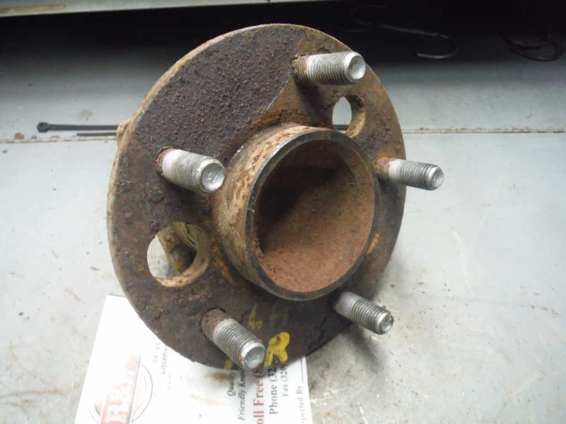 92 93 94 95 96 BUICK REGAL HUB REAR W/ABS 98212