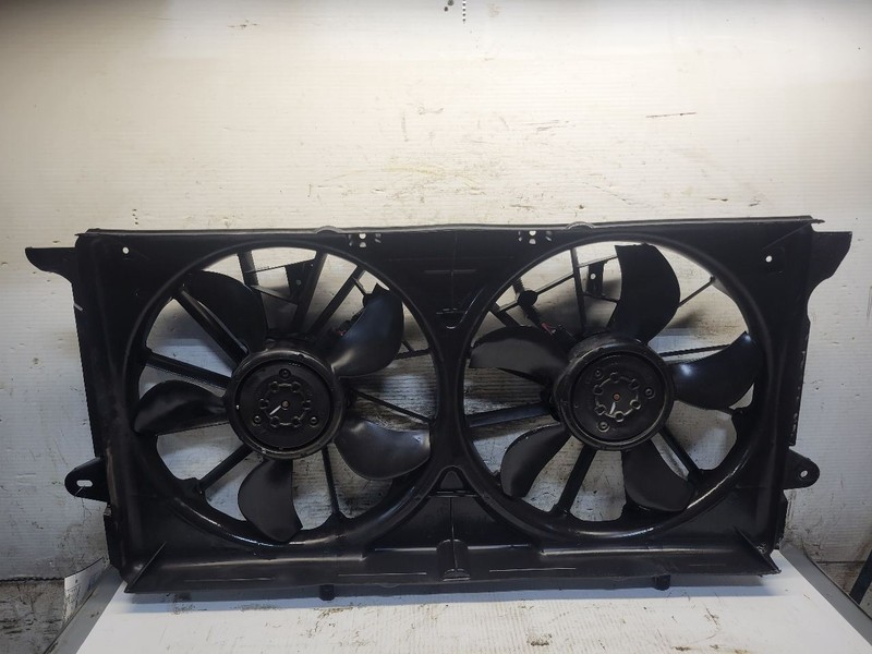 Radiator Fan Motor Fan Assembly Fits 14-21 SILVERADO 1500 PICKUP 1764594