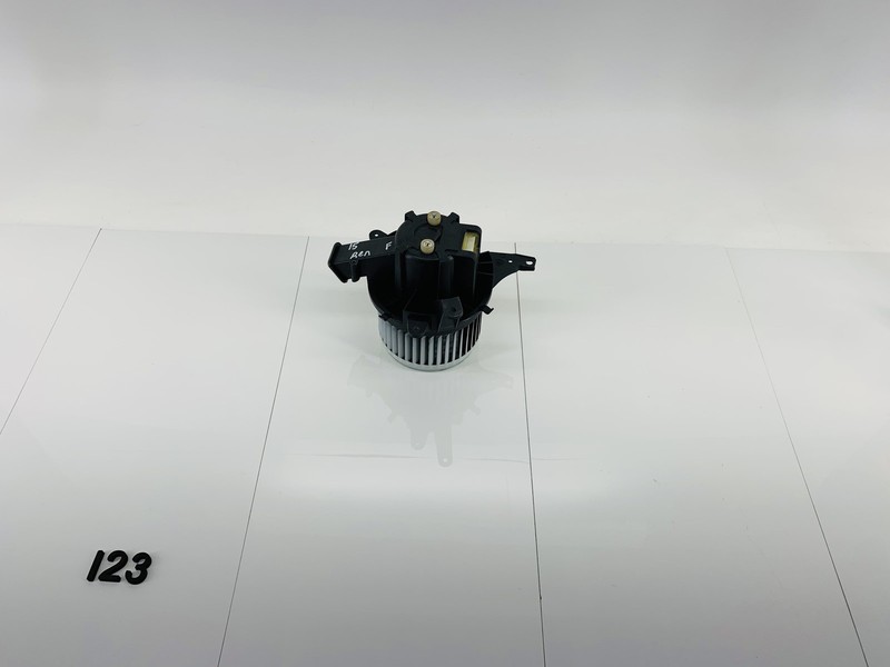 15-23 JEEP RENEGADE DASHBOARD INSTRUMENT PANEL HVAC AIR VENT BLOWER MOTOR OEM