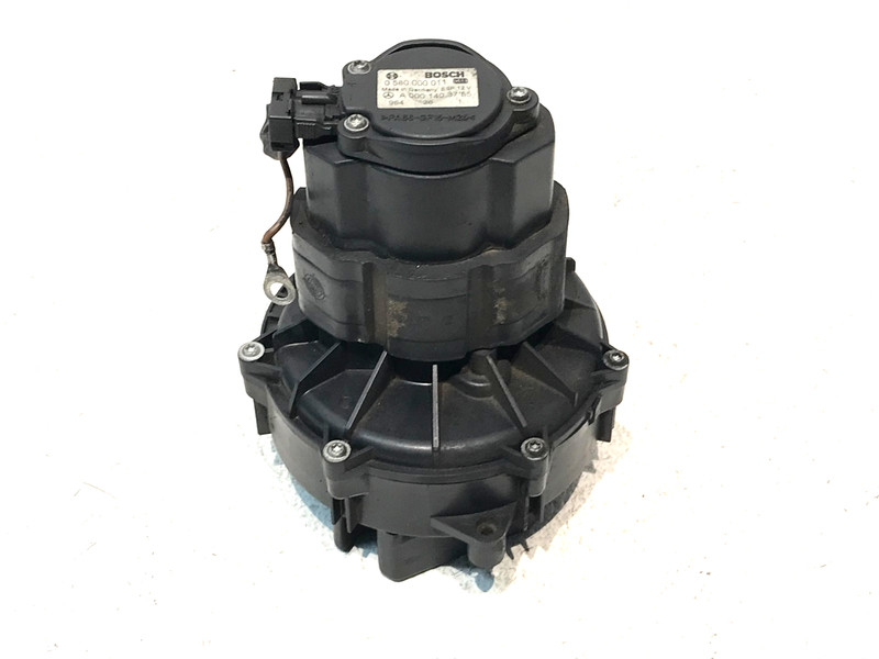 98-08 Mercedes W220 SLK320 Secondary Air Smog Pump Emission Control A0001403785