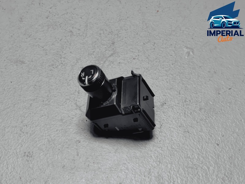 18-20 TOYOTA CAMRY XSE XLE FRONT LEFT SIDE DOOR OUTER MIRROR CONTROL SWITCH OEM
