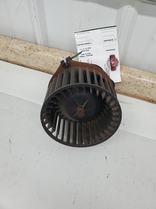 Blower Motor Fits 79-81 5TH AVENUE 277590