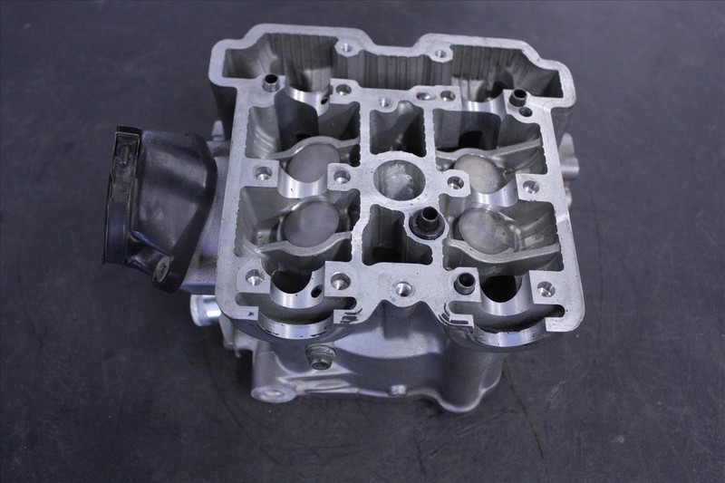 2006 SUZUKI DL 650 V STROM ENGINE CYLINDER HEAD #1 OEM DL650 06