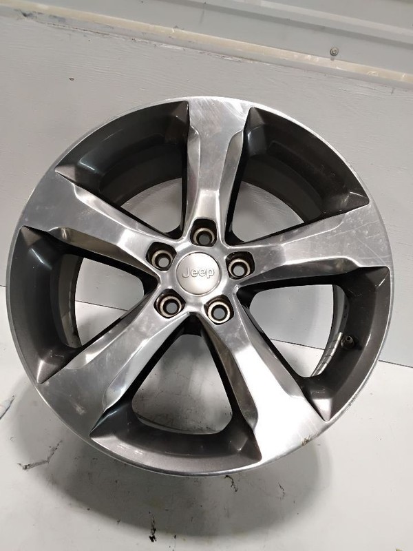 2021-2022 Jeep Grand Cherokee Wheel 20x8-1/2 Polished 5 Straight Spoke WL Body