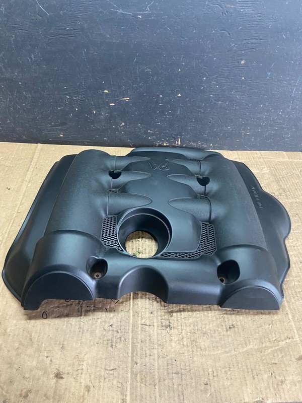 2006 to 2008 Kia Sedona V6 3.8L Engine Motor Cover O3311 PS