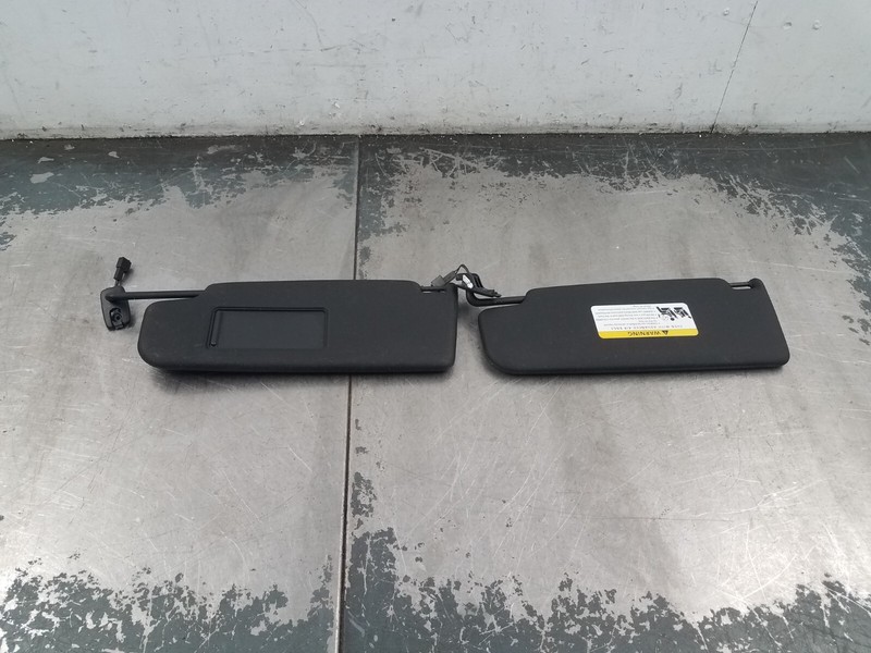 2013 Volkswagen Golf R AWD Sun Visors #16682 M5