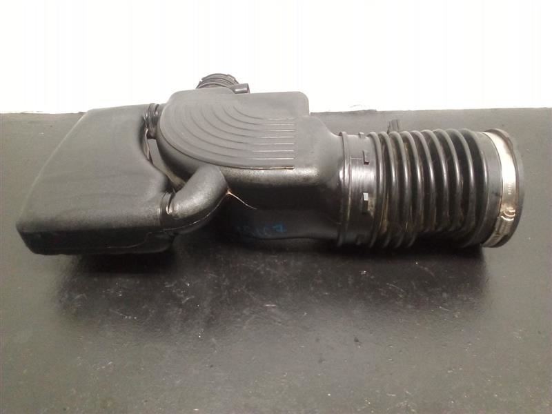 03-04 Ford Expedition 5.4L Air Cleaner Hose OEM 2L1Z-9600-DB