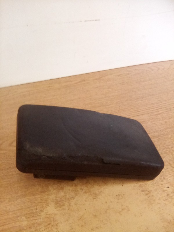 Havis C-ARM-103 Armrest For Top Mount