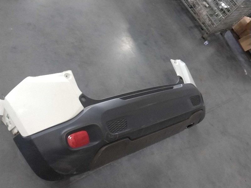 2016 Jeep Renegade White Rear Bumper Assembly OEM Used Scratches 119K Miles