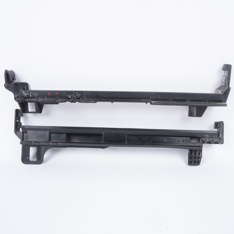 08-14 Mercedes W204 C-class RADIATOR SUPPORT BRACKET LEFT & RIGHT PAIR SET OEM
