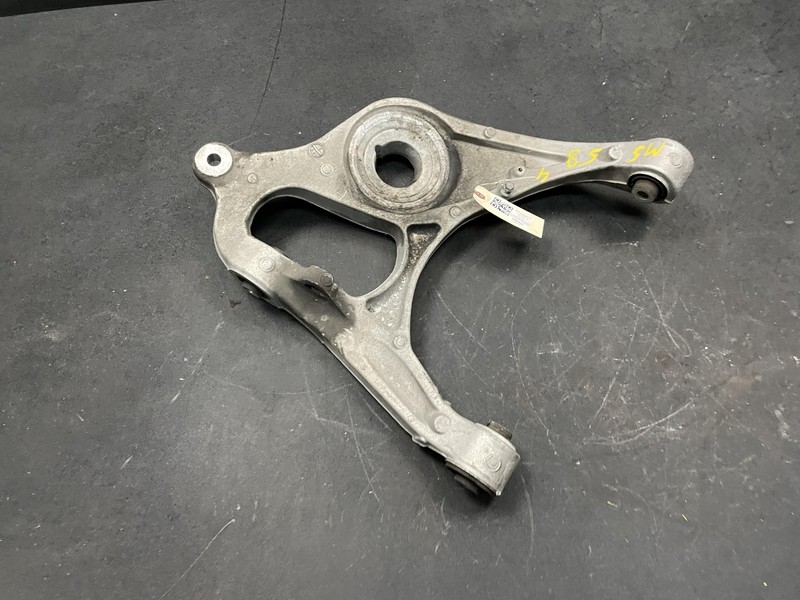 Rear Left Spring Lower Control Arm 2018 Mercedes GLS 550 1663500906 2017 2019