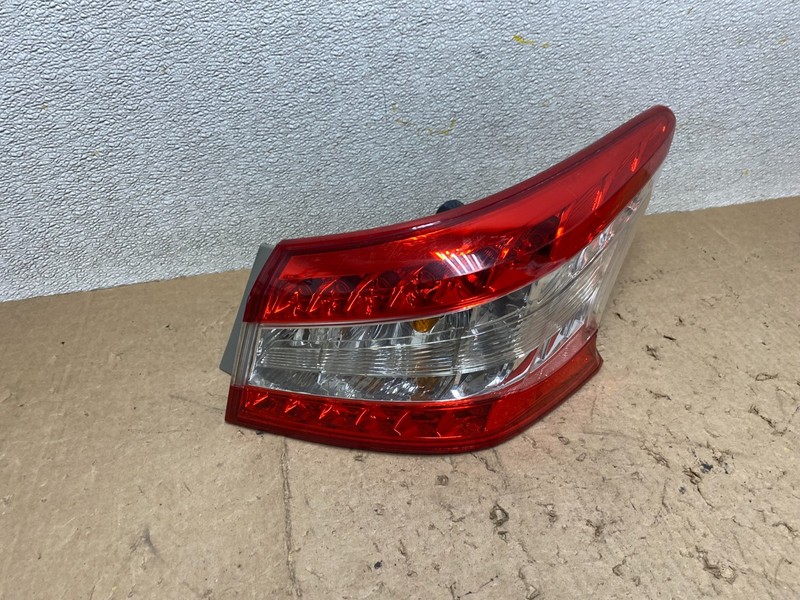 2013 2014 2015 Nissan Sentra Led Right Passenger Side Tail Light X2264 DW