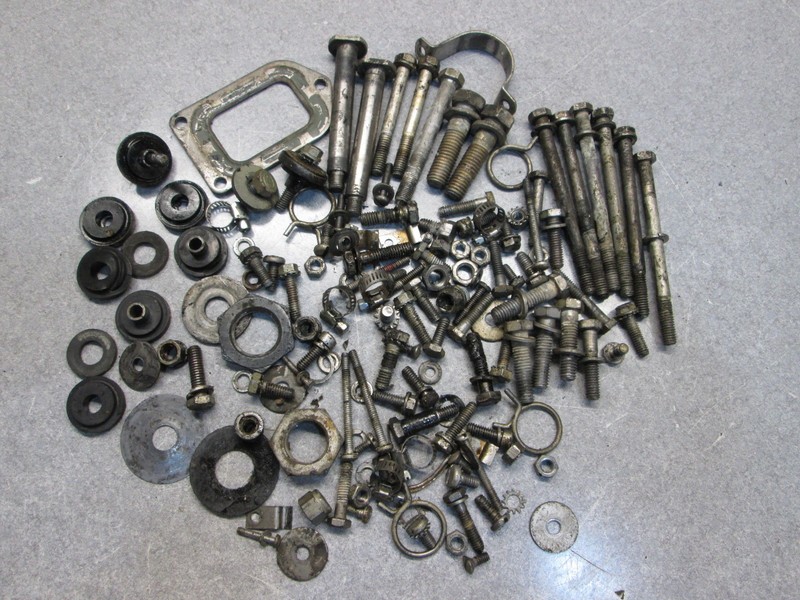 1971 100 Hp Evinrude Johnson Outboard Nuts Bolts Washers Hardware