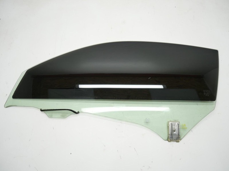 2017-2020 Infiniti Q60 Front Left LH Driver Side Door Window Glass OEM