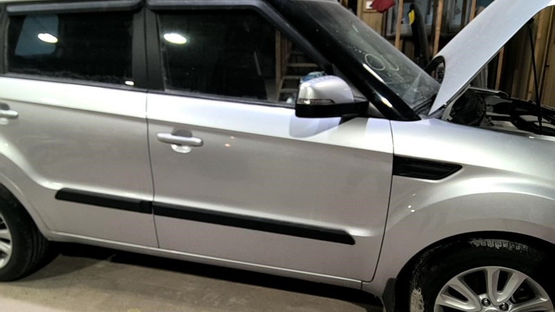 Passenger Front Door Electric Without Solar Clear Fits 10-13 SOUL 3640767