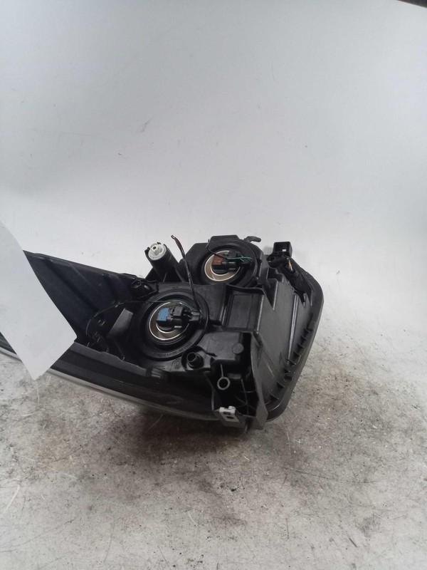 2021 Nissan Versa Left Headlight Assembly Black 75K Miles OEM Part 690433