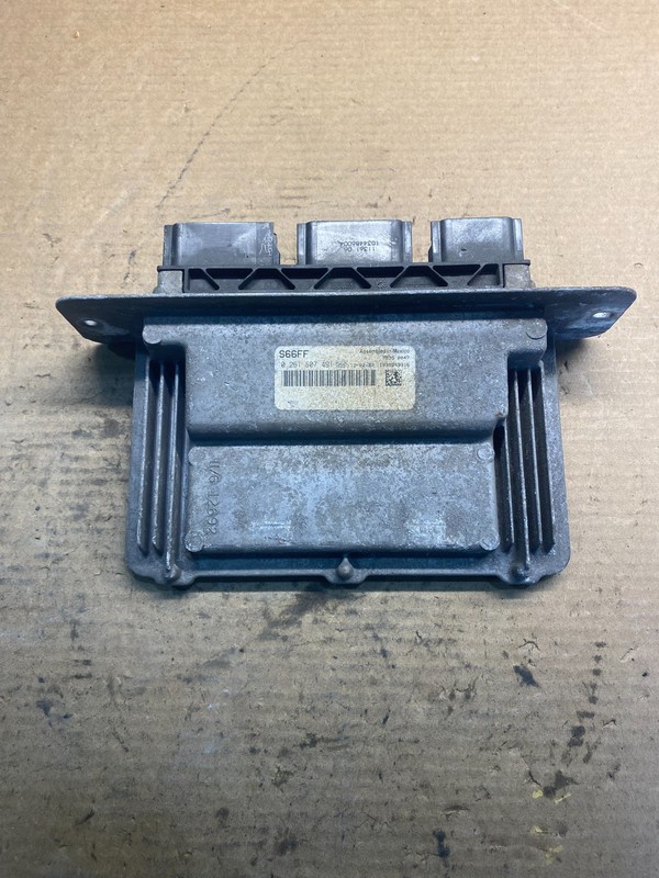 2011 2012 Ford Van E150 E250 5.4L Engine Control Module Unit ECU Y4643 DG