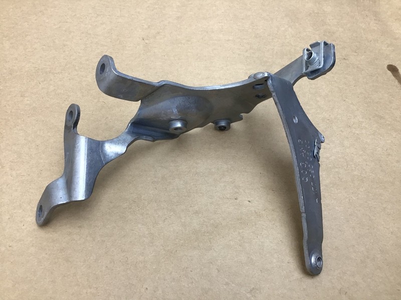 Mercedes E63S E63 S W213 Air Intercooler Bracket Mount Holder Support 18-20 |:O