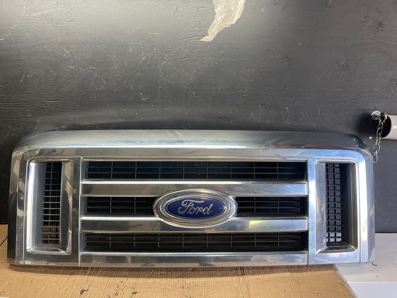 2008 to 2014 Ford Econoline E150 E250 Front Upper Chrome Grill Grille p8776 DG