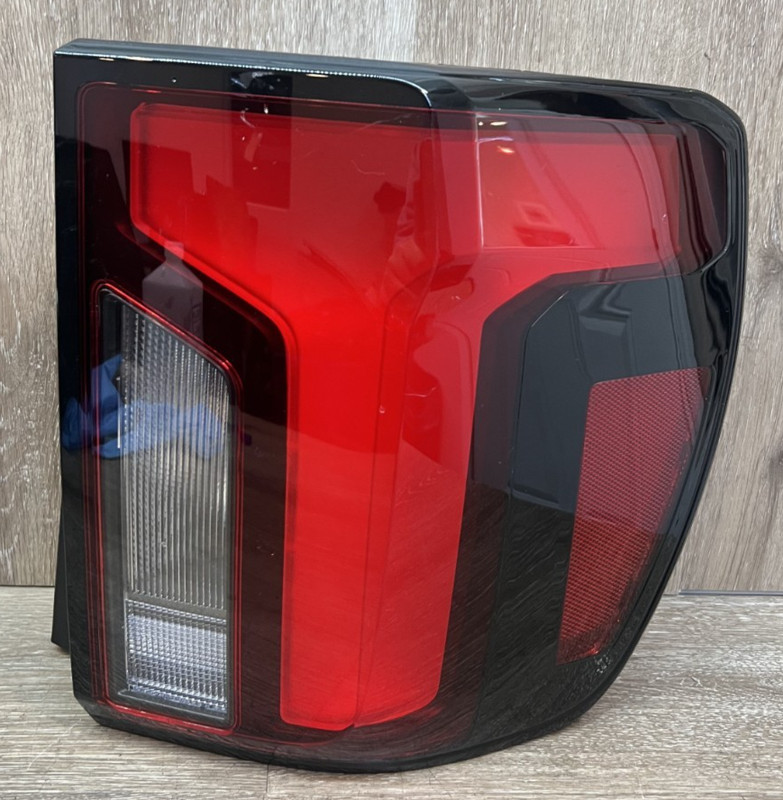 2026 HONDA PASSPORT RH PASSENGER SIDE TAILLIGHT OEM