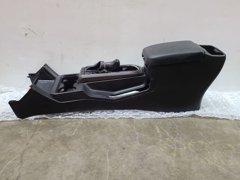 Console Front Floor With Wireless Charger Fits 16-23 TACOMA 587635