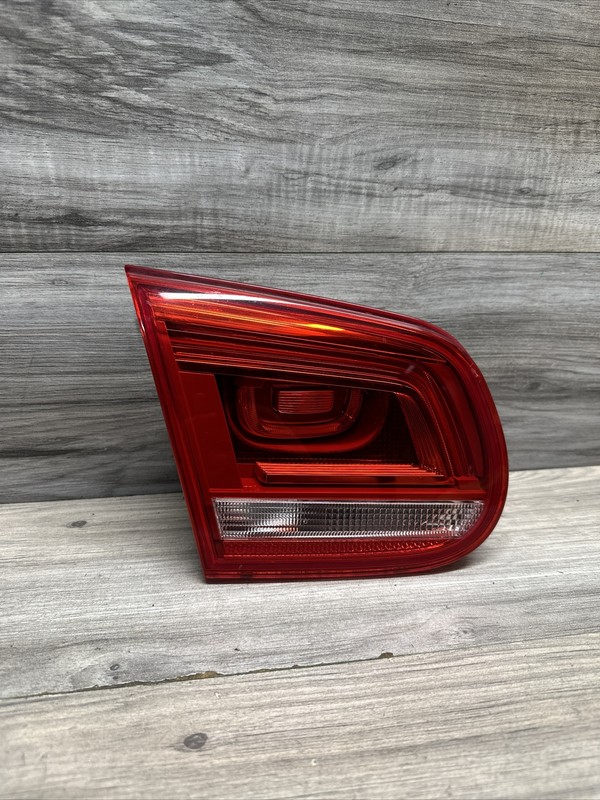 2011-2016 VW EOS 2.0L LEFT Inner LED TAIL Light / LAMP 1Q0945093S Convertible OE