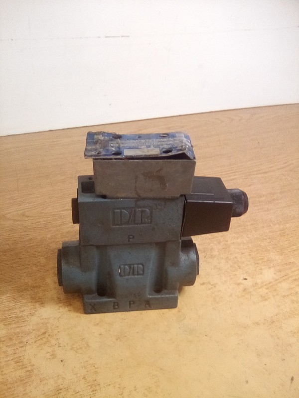Oilgear VDS615-D05H-115/HAC-XP-10 Control Valve