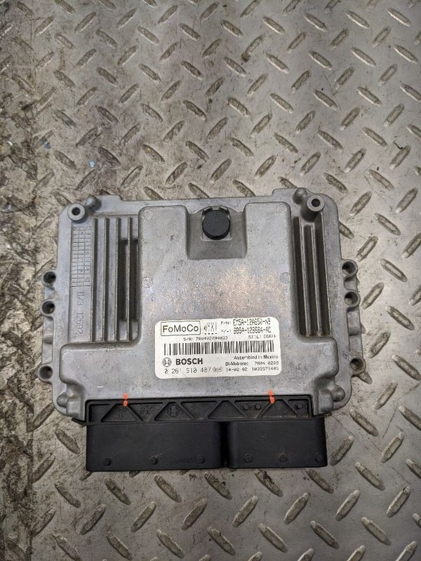 Engine ECM Electronic Control Module Gasoline 2.0L Fits 14-16 FOCUS 1065070