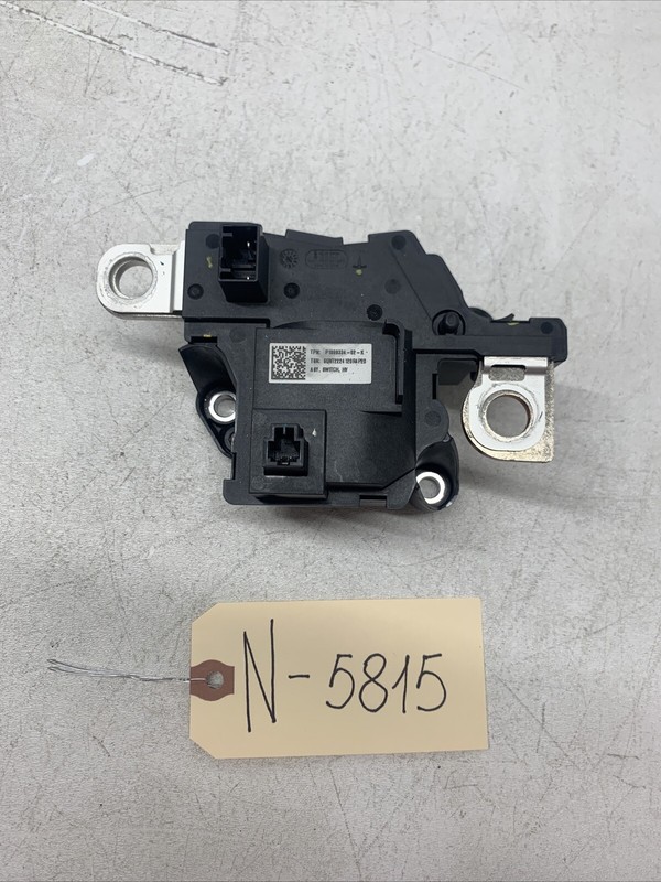 17-22 TESLA MODEL Y/3 MAIN BATTERY HIGH VOLTAGE PACK CONTACTOR SWITCH 5815 B31