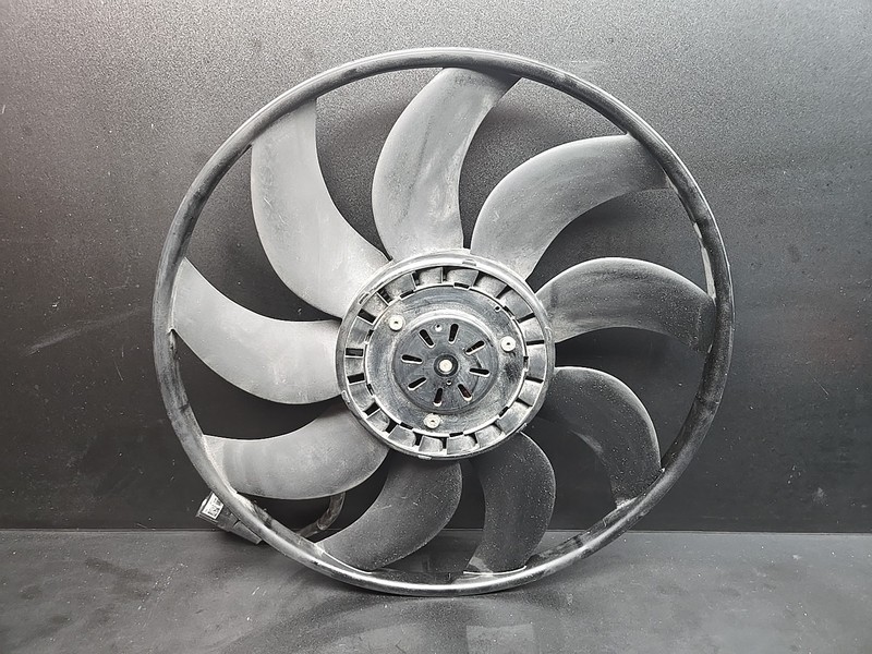 PORSCHE PANAMERA RADIATOR COOLING FAN BLADE W/ MOTOR OEM 2010 - 2016