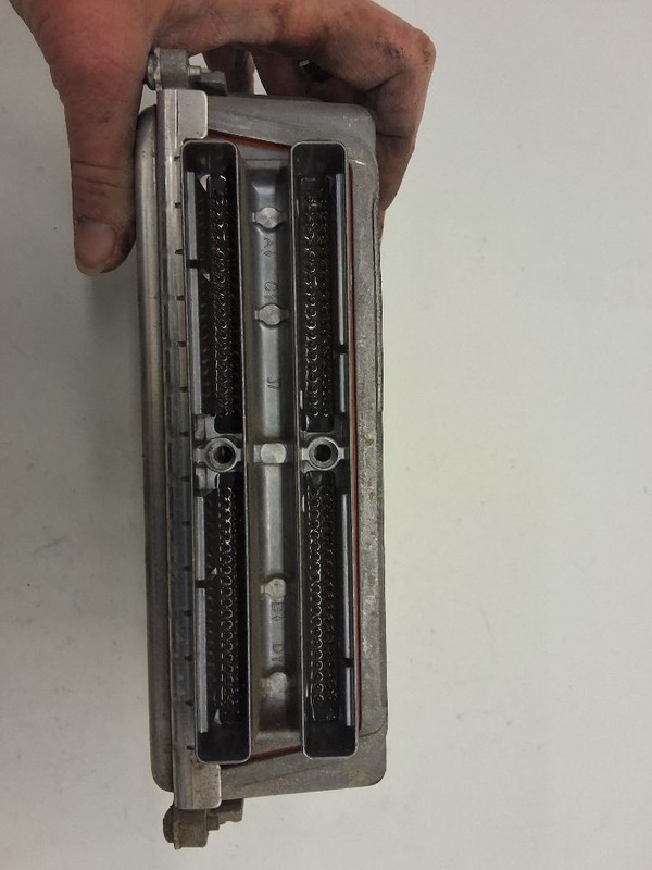 Engine ECM Electronic Control Module 5.7L ID 9354896 Fits 99-02 CAMARO 3406799