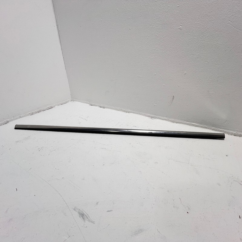2019 - 2025 VOLKSWAGEN JETTA REAR DOOR DRIVER SIDE WINDOW BELT MOLDING OEM