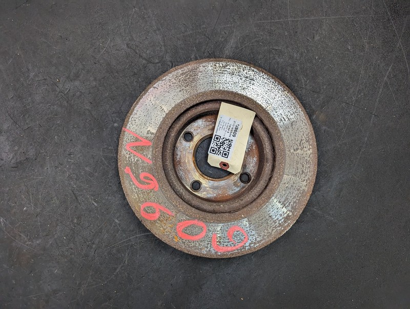 Front Left Brake Rotor Disc 2020 Nissan Versa 40206-5RB0A 2021 2022